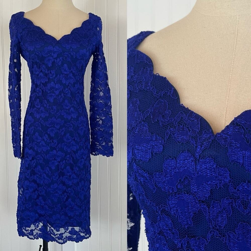 Vintage Blue Lace Cocktail Dress Tight Low Cut Spandex Scalloped Neckline Size 8
